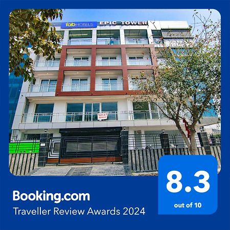 Fabhotel Satyam International โนอิดา ภายนอก รูปภาพ