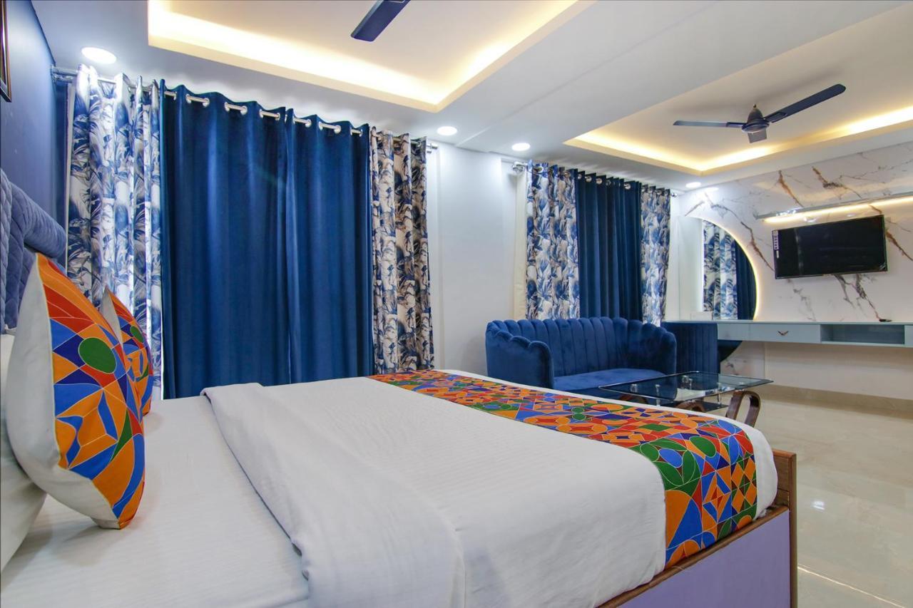 Fabhotel Satyam International โนอิดา ภายนอก รูปภาพ