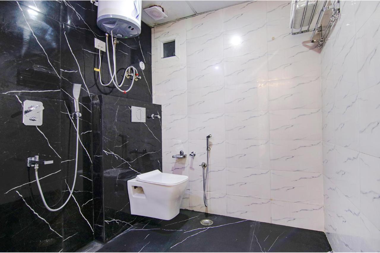 Fabhotel Satyam International โนอิดา ภายนอก รูปภาพ