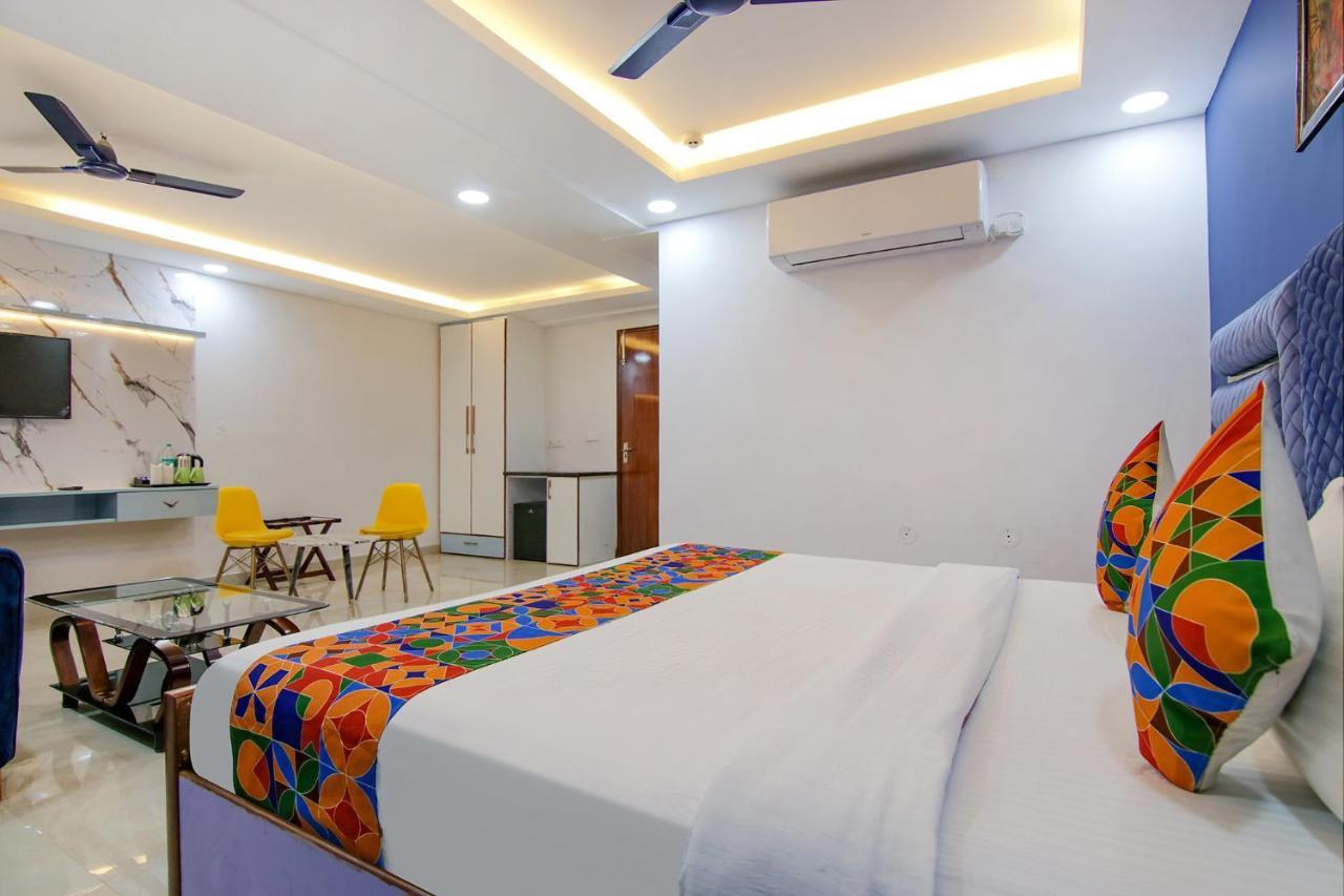 Fabhotel Satyam International โนอิดา ภายนอก รูปภาพ